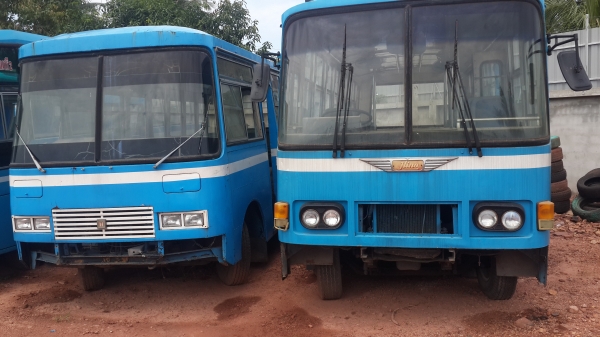 ขายรถบัส  2 คันด่วน