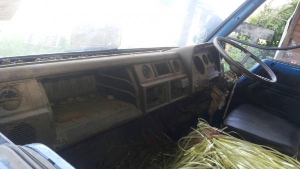 ขายรถบรรทุก 6 ล้อรั้ว TOYOTA BU91 115 แรงม้า กระบะยาว 4.30 เมตร ราคา 130000