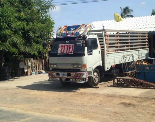 ขายรถบรรทุก 6 ล้อใหญ่