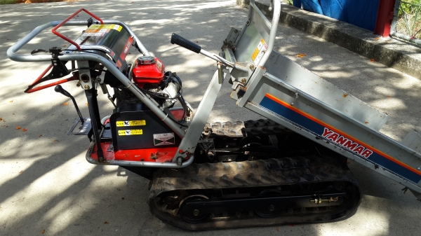 รถบรรทุกการเกษตรและก่อสร้าง