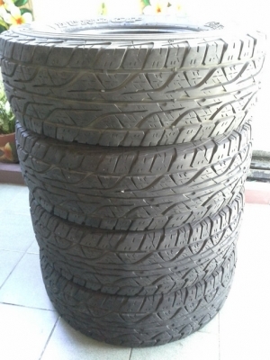 Dunlop AT3 ขนาด 265/75/16 ปลายปี12 สวยๆ 1ชุด