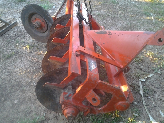 ขายตามสภาพพาน4ใบ17ใช้ได้กับรถไถ14-18-20-22-24แรง