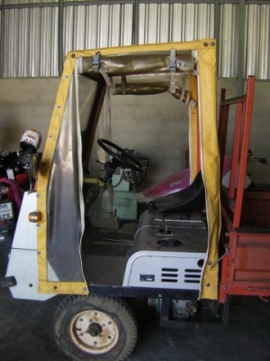 ขายรถบรรทุกเล็ก เหมาะสำหรับขนย้ายของตามความต้องการใช้ในรีสอร์ทหรืไร่สวนใช้ได้ทั้งกลางวันและกลางคืน ระบบไฟเหมือนรถยนต์ 53090บ(มีวิดีโอใช้งาน)