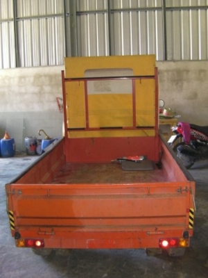 ขายรถบรรทุกเล็ก เหมาะสำหรับขนย้ายของตามความต้องการใช้ในรีสอร์ทหรืไร่สวนใช้ได้ทั้งกลางวันและกลางคืน ระบบไฟเหมือนรถยนต์ 53090บ(มีวิดีโอใช้งาน)