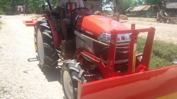 ขายรถยันม้าร์ 35 แรง ติดไบมีด พร้อมตะกราวหลัง พร้อมใช้งาน  ราคา 185000 บาท สอบถาม ได้ที่เบอร์ 0813655997 อำพร พาเจริญรถอยู่ บ้านท่าค้อ ต วังบัว อคลองขลุง จ กำแพงเพชร