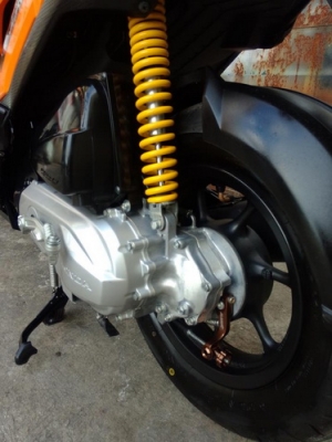 ขาย Zoomer X รถปี57 หัวฉีดประหยัดน้ำมัน พร้อมเล่ม สวยมากๆ ราคาถูกๆครับ