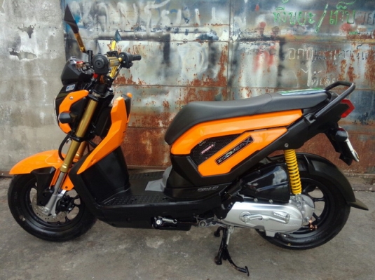 ขาย Zoomer X รถปี57 หัวฉีดประหยัดน้ำมัน พร้อมเล่ม สวยมากๆ ราคาถูกๆครับ