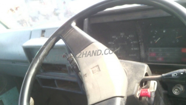 ISUZU 85แรงม้า ปีจดทะเบียน 2523 กระบะคาร์โก้ ยาว4 เมตร กว้าง1.90 เมตร