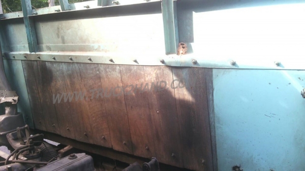 ISUZU 85แรงม้า ปีจดทะเบียน 2523 กระบะคาร์โก้ ยาว4 เมตร กว้าง1.90 เมตร