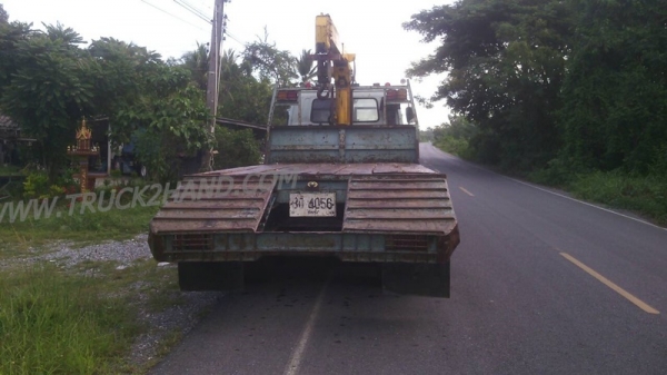 อิซุซุ10ล้อท้ายลาด ติดเครน2900ตัน เพลาเดียว เครื่อง160HP6BF1 เเซชซีสวย หัวเก๋งมีผุที่พื้น พวงมาลัยพาวเวอร์