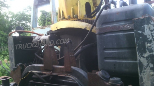 อิซุซุ10ล้อท้ายลาด ติดเครน2900ตัน เพลาเดียว เครื่อง160HP6BF1 เเซชซีสวย หัวเก๋งมีผุที่พื้น พวงมาลัยพาวเวอร์