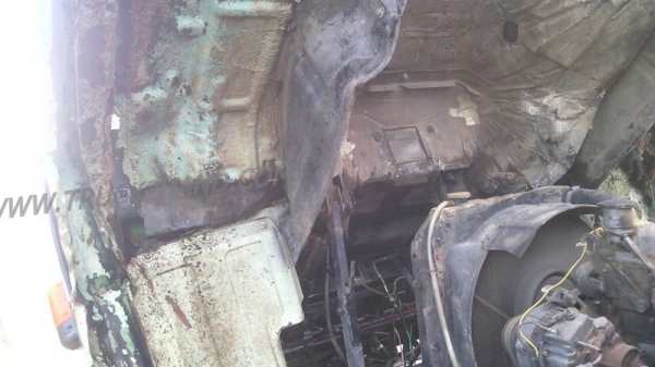 อิซุซุ10ล้อท้ายลาด ติดเครน2900ตัน เพลาเดียว เครื่อง160HP6BF1 เเซชซีสวย หัวเก๋งมีผุที่พื้น พวงมาลัยพาวเวอร์