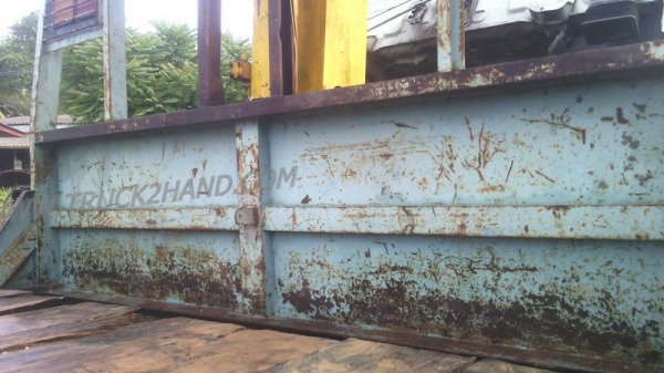 อิซุซุ10ล้อท้ายลาด ติดเครน2900ตัน เพลาเดียว เครื่อง160HP6BF1 เเซชซีสวย หัวเก๋งมีผุที่พื้น พวงมาลัยพาวเวอร์