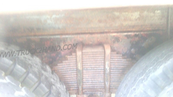 อิซุซุ10ล้อท้ายลาด ติดเครน2900ตัน เพลาเดียว เครื่อง160HP6BF1 เเซชซีสวย หัวเก๋งมีผุที่พื้น พวงมาลัยพาวเวอร์