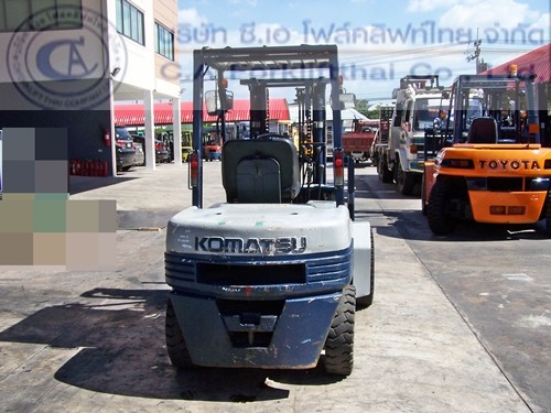 ขาย รถโฟล์คลิฟท์ KOMATSU รุ่น FD30-11