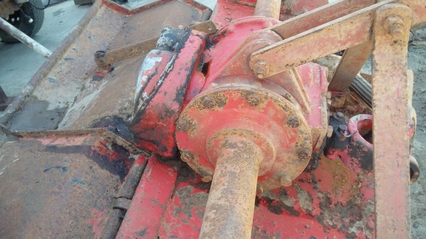 จัดส่งคุณปรีชา.มุกดาหารครับขายตัวปั่นรถไถใหญ่โฮเวริ์ด 2.10 ม. พร้อมยอยปั่น.ใช้ได้ดีทุกอย่าง