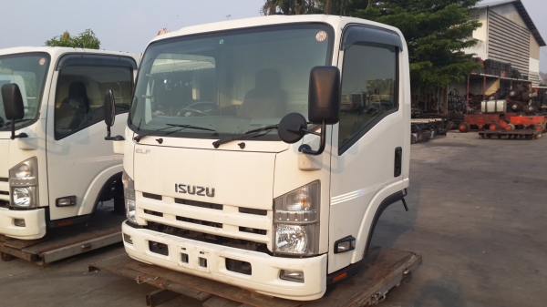 หัวเก๋ง ISUZU NPR ROBOKOP ไม่แค็ป สภาพสวยจัด