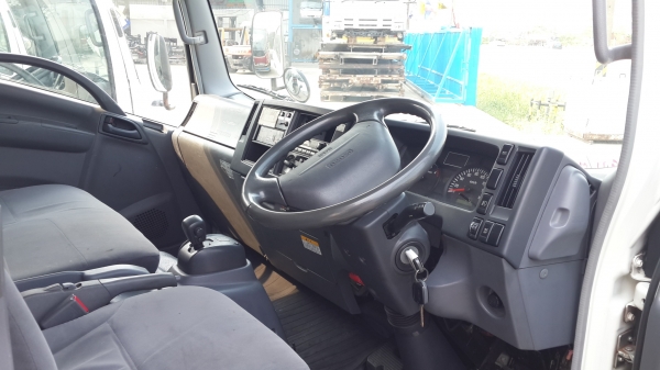 หัวเก๋ง ISUZU NPR ROBOKOP ไม่แค็ป สภาพสวยจัด