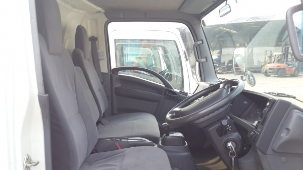 หัวเก๋ง ISUZU NPR ROBOKOP ไม่แค็ป สภาพสวยจัด