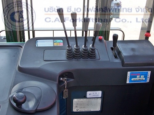 ขาย รถโฟล์คลิฟท์ไฟฟ้า TOYOTA รุ่น 7FBRS15