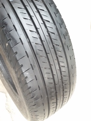 ขายยาง215/65/16 ปี 0514 BRIDGESTONE R611 4 เส้น ขายยาง215/65/16 ปี 0514 BRIDGESTONE R611 4 เส้น