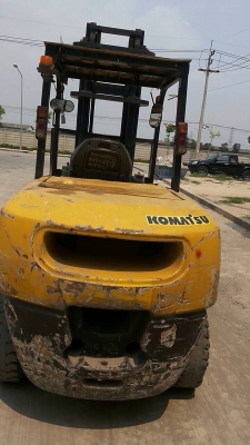 ขายรถkomatsu fd50t-7ดีเชล เกียรออโต้