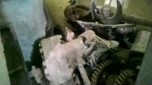 ขายรถนอก Komatsu PC130-6 ขาย 1,295,000 บาท รถเก่านอกจากศูนย์ Komatsu ญี่ปุ่น ชั่วโมงน้อย ใบแทรค 50 มีลายหัวเจาะ ชั่วงล่างสวย พร้อมใช้