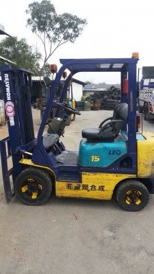 ขายรถkomatsufd 15t-16เกียร ออโต้