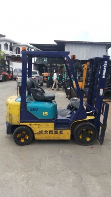 ขายรถkomatsufd 15t-16เกียร ออโต้