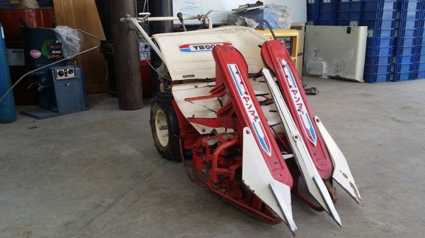 รถเกี่ยวข้าวเดินตามแบบมัดข้าวในตัว YANMAR รุ่น YB602 เก่าญี่ปุ่น สภาพสวย เครื่องพร้อมใช้งาน ไม่เคยใช้งานในไทย