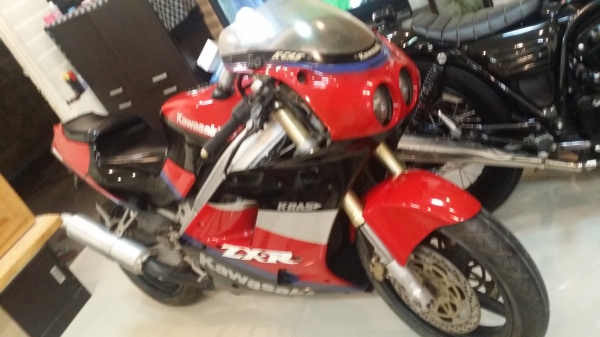 kawazaki zxr 250 หายากน่าสะสม