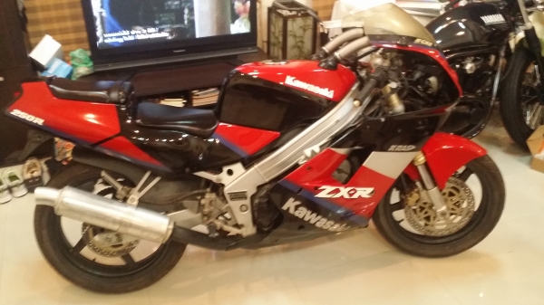 kawazaki zxr 250 หายากน่าสะสม