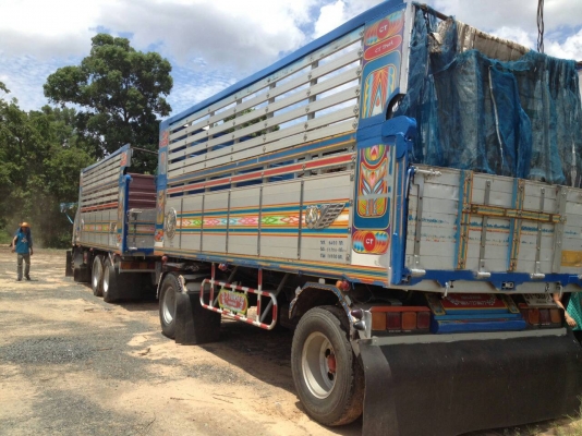 ขายพ่วงดั้ม M6  260 เเรง รถสภาพนางฟ้ารถสวยวิ่งน้อย