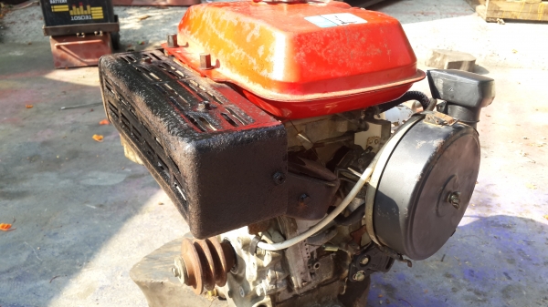 เบนซิล 5.8 แรง 4 จังหวะ สตาร์ท สองระบบ