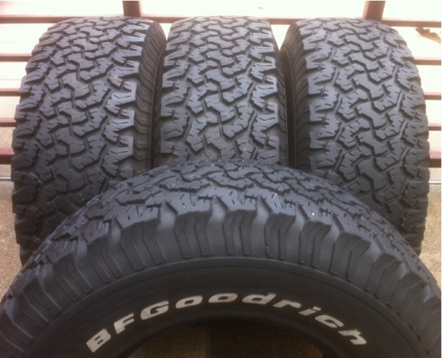 ยาง BF goodrich 285/75/16 ปี11 ลงพื้นปี13 ดอกติดหนวด