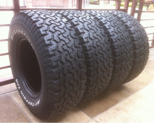 ยาง BF goodrich 285/75/16 ปี11 ลงพื้นปี13 ดอกติดหนวด