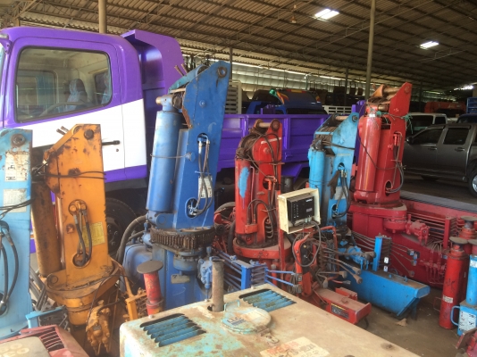 ขายเครนติดรถยนต์ มือสองสภาพดีจากญี่ปุ่น 2 ตัน - 5 ตัน