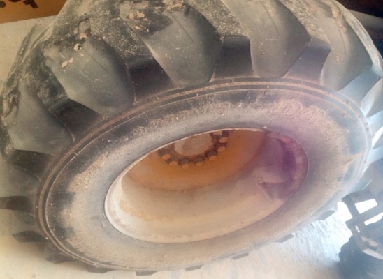 **750,000 บ.ต่อรอง/// รถตักล้อยาง KOMATSU WA100-1 **ขาย KOMATSU WA100 รถตักล้อยาง เอวอ่อน ตัก1.2ถึง2.5คิว KOMATSU WA100-1 S.No.33474 เอวอ่อน เครื่องเดิม ปั้มเดิม ขยายปาก ต่อแขนแล้ว เรียบร้อย เครื่อง KOMATSU 6D95L-6สูบ 85แรง เครื่องดี แน่น แรงดี ครับ ปั้มด **750,000 บ.ต่อรอง/// รถตักล้อยาง KOMATSU WA100-1 **ขาย KOMATSU WA100 รถตักล้อยาง เอวอ่อน ตัก1.2ถึง2.5คิว KOMATSU WA100-1 S.No.33474 เอวอ่อน เครื่องเดิม ปั้มเดิม ขยายปาก ต่อแขนแล้ว เรียบร้อย เครื่อง KOMATSU 6D95L-6สูบ 85แรง เครื่องดี แน่น แรงดี ครับ ปั้มด