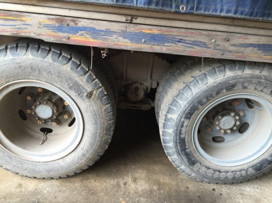 10 ล้อเพลาเดียว 168 แรง HINO KT925 รถสภาพดี ใช้งานอยู่ เดิมๆ เล่มพร้อม ภาษีเต็ม