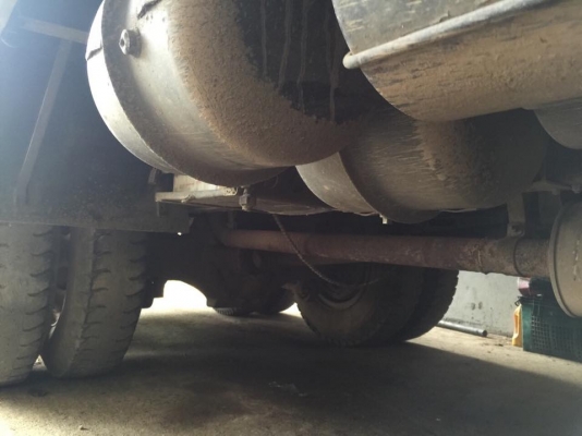 10 ล้อเพลาเดียว 168 แรง HINO KT925 รถสภาพดี ใช้งานอยู่ เดิมๆ เล่มพร้อม ภาษีเต็ม