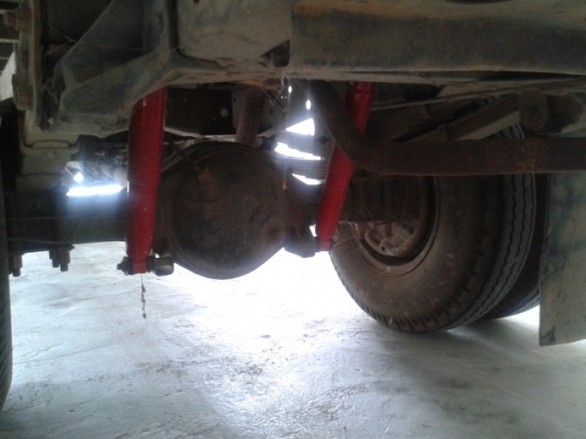 ขาย 6ล้อNKR ปี37  เกียร์สั้นในเทา 110 แรงม้า กระบะยาว 5.50 เมตร ยกหัวได้