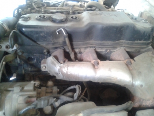 ขาย 6ล้อNKR ปี37  เกียร์สั้นในเทา 110 แรงม้า กระบะยาว 5.50 เมตร ยกหัวได้