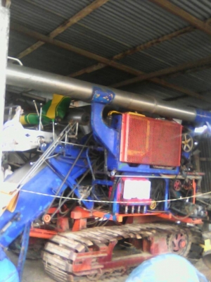 ขายรถเกี่ยวข้าว อุ้ม2.5ตัน เครื่อง260แรง ตัวเดิน12 สภาพพร้อมใช้งาน สนใจโทร 090-8588220คุณนะ 093-3258446คุณบิว ID:narong498 หรือเข้าดูสินค้าอื่นๆได้ที่ www.truck.in.th/498 หรือที่เพจFacebook ณรงค์ ซื้อขายรถมือสอง (เว็บไซต์ส่วนตัว)