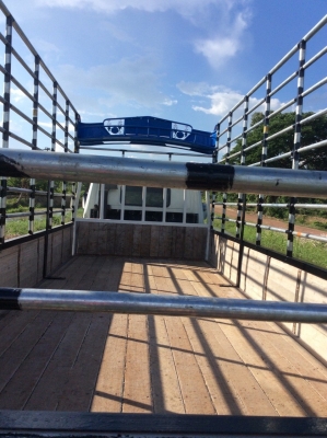 HINO 6ล้อ กะบะยาว 5.5 ม. หัวเดิมๆ บางๆ เครื่องดี ครัทซีสวยจัด ขาย 410,000 บาท (ศุภากร 081-4252943)