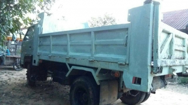 ขาย อีซูซุ 175 ดั้ม ช่วงล่างF พร้อมใช้งาน