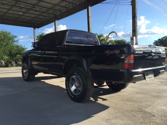 ขาย MITSUBISHI MEGA CAB 4WD 2,800 cc. ขาย MITSUBISHI MEGA CAB 4WD 2,800 cc.