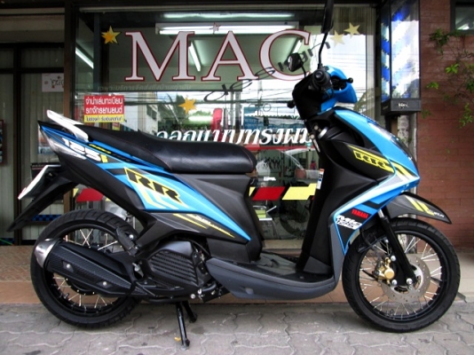 MIO 125 i RR สีฟ้าดำ รุ่นใหม่ ลายใหม่ล่าสุด รถเดือน ตุลาคม ปี 57 ไมล์ 2 พันโล ฟรีโอน แถม 4 รายการ 31900