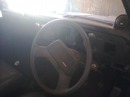 รถมาสด้าแฟมมิลี่ตัวเล็ก