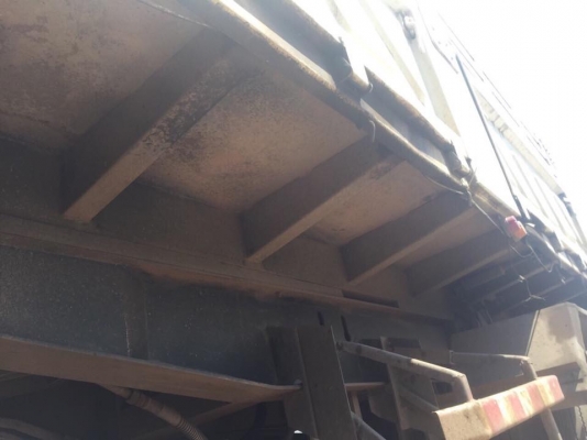 ลูกพ่วงดั้ม 3 คานยัดลงเล่มแล้ว ปี 2548 หางสวย ยางสวย เล่มพร้อม