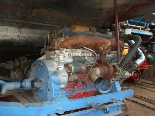 ขายรถเกี่ยวข้าวเกษตรพัฒนา รุ่นไอ้หนุ่มไวไฟ ตัวเดิน PC200 เครื่องยนต์ มิตซู 6D17 210 แรงม้า